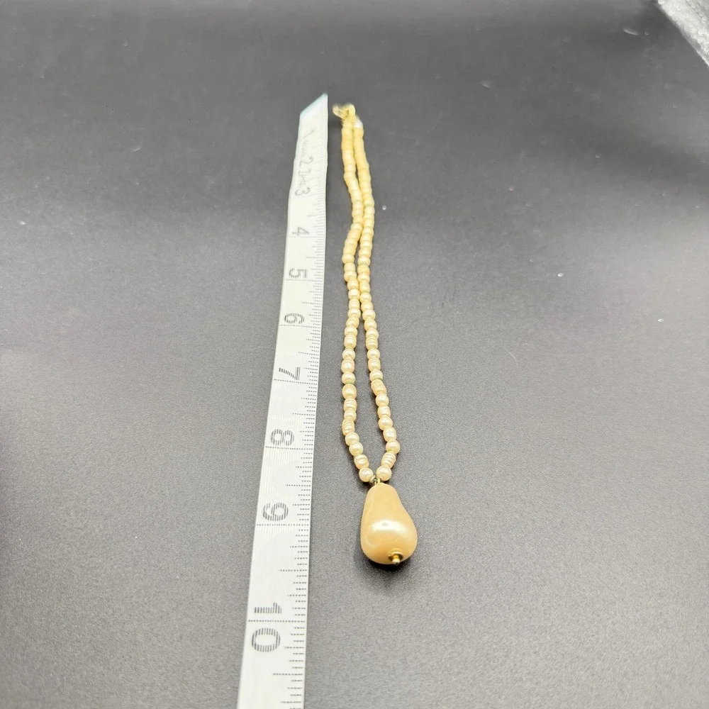 Baroque Style Pearl Necklace Cream Teardrop Pendant Gold Tone Clasp Jewelry
